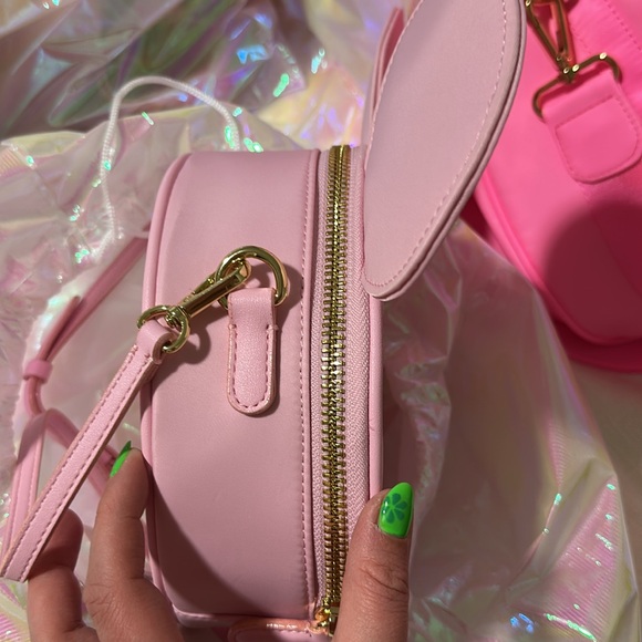 Disney x Stoney Clover Lane Pink Mickey Mouse Crossbody Bag - Picture 5 of 8